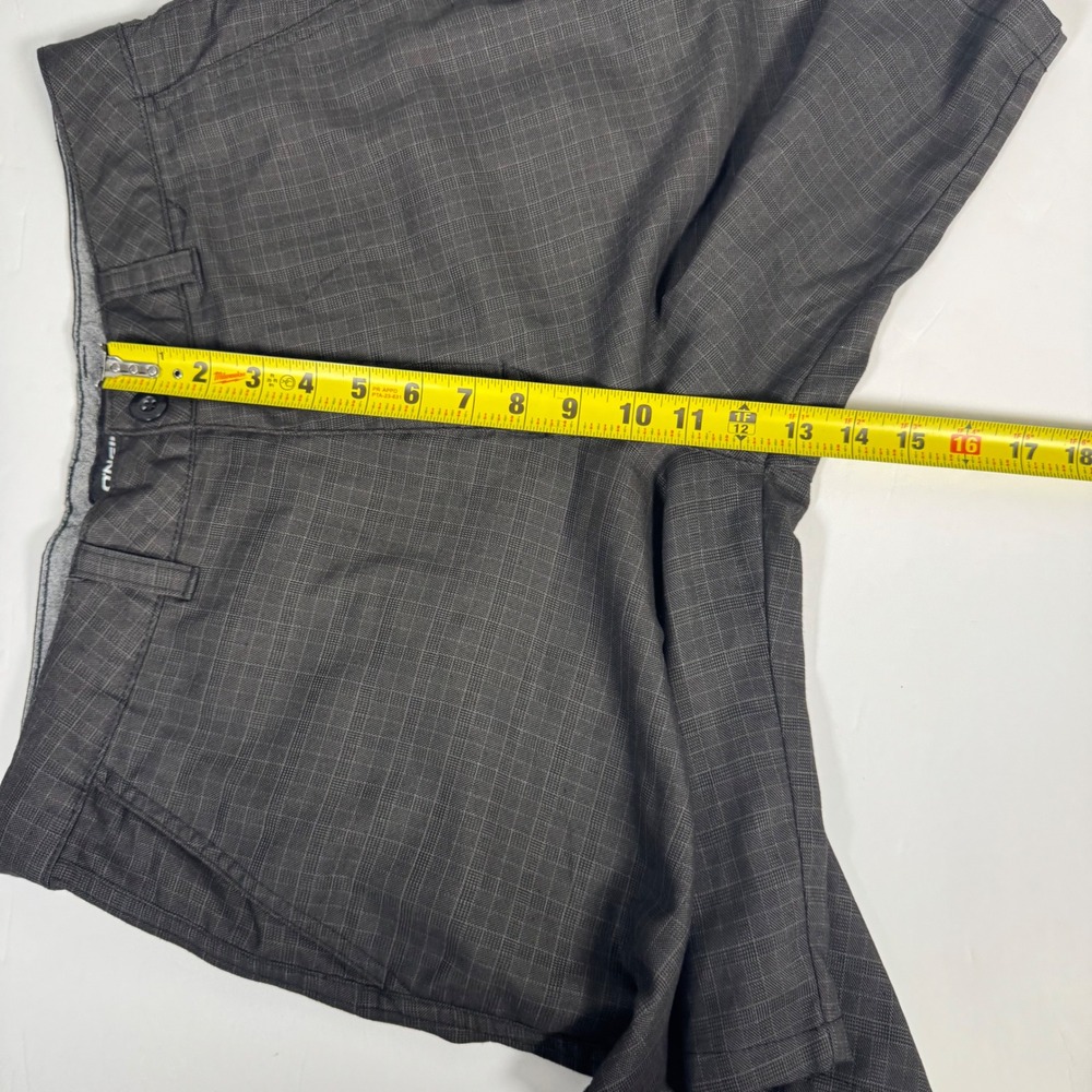 O'Neill Hybrid Shorts Mens 34 Black Plaid Stretch Walkshorts Surf Beach Gorpcore - Picture 10 of 10